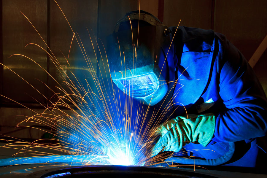 Fabricator Welding